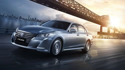 鄧祿普輪胎配套新皇冠  強化優(yōu)雅動力